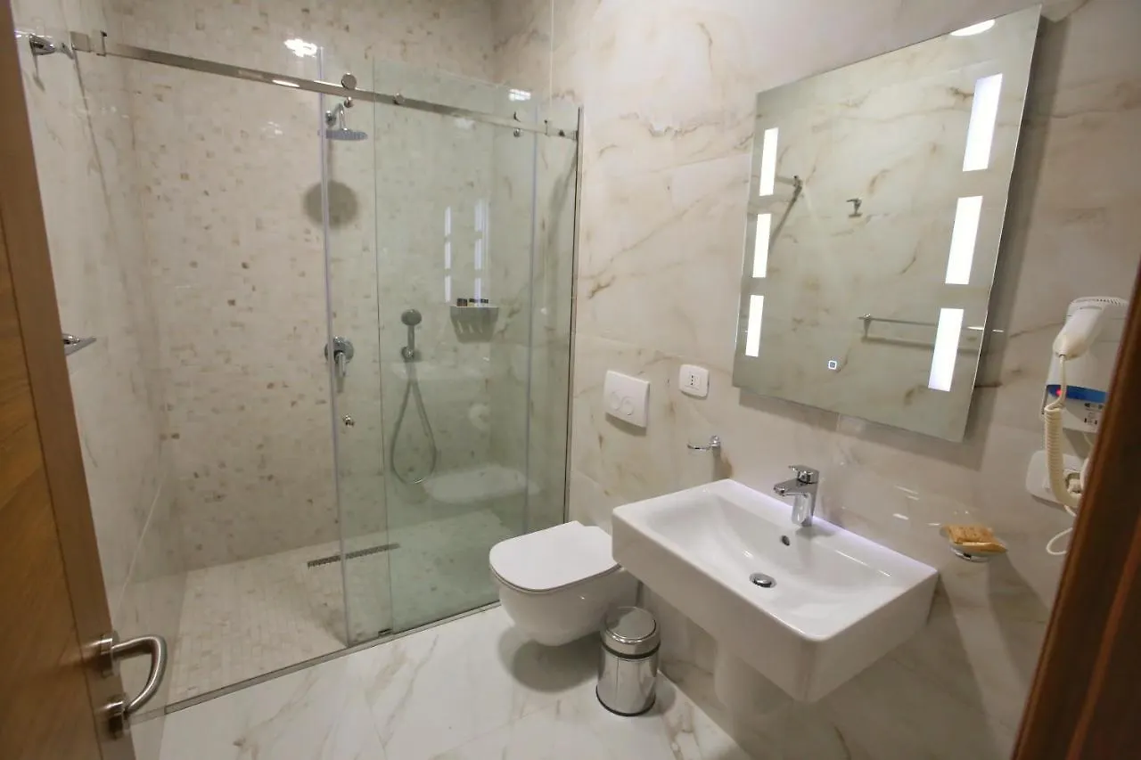 ****  Portik Hotel Berat Albania